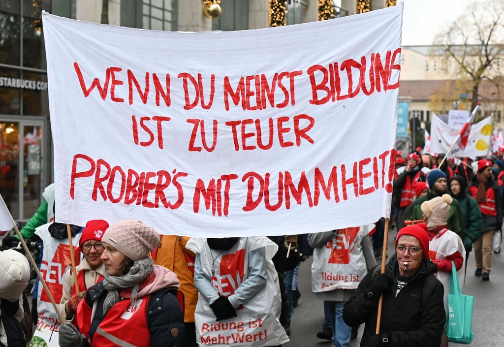 Teilnehmer des Bildungsstreiktages in Karlsruhe.