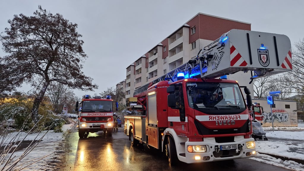 Die Feuerwehr kam in Halle-Neustadt zum Einsatz.