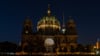 Der Berliner Dom wurde über ein Jahr nicht mehr angestrahlt.