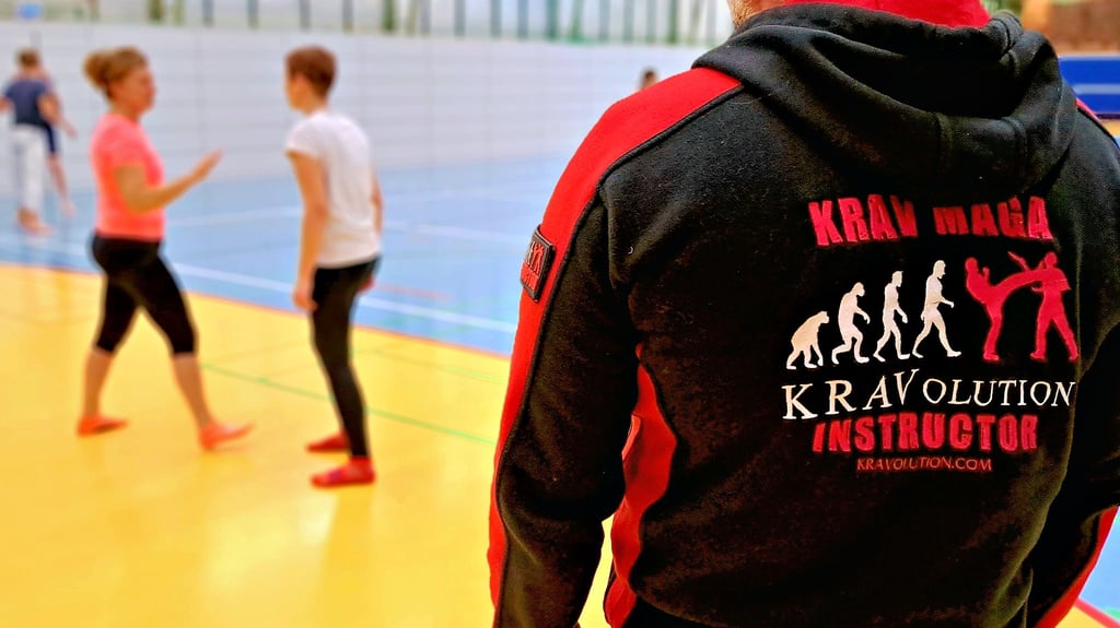 Die Budovereinigung Mansfelder Land bietet seit zwei Jahren einen Selbstverteidigungskurs in der Hettstedter Drushba-Halle an.