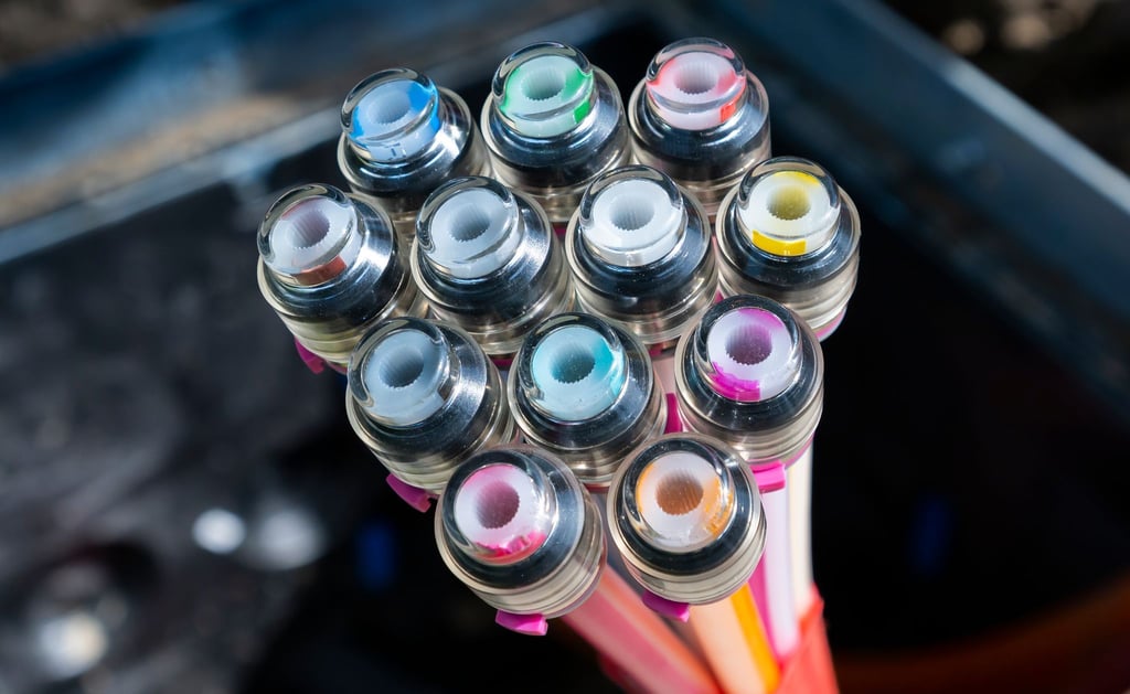Schnelles Internet durch Glasfaser soll durch eine Kooperation schneller in Mietwohnungen kommen.
