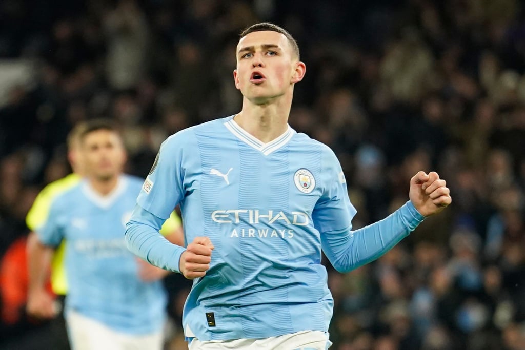 Phil Foden von Manchester City jubelt über sein Tor zum 2:2.