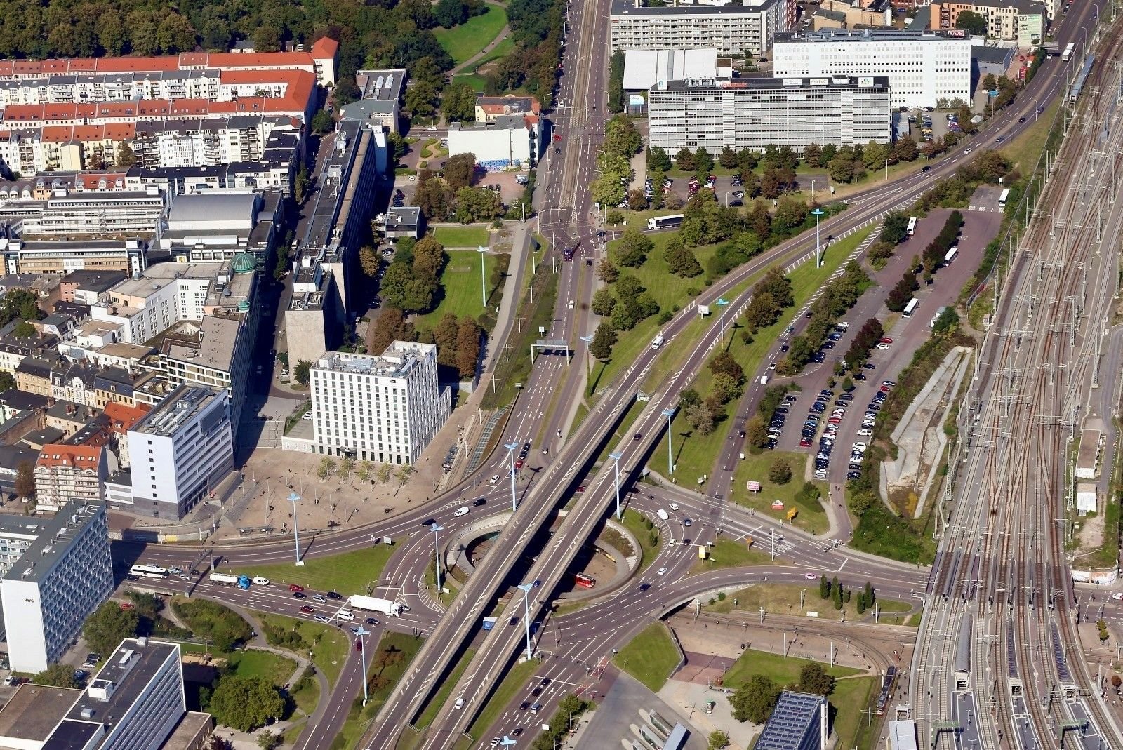 Zukunftszentrum In Halle: Finanzierung Für Riebeckplatz-Umbau Und ...