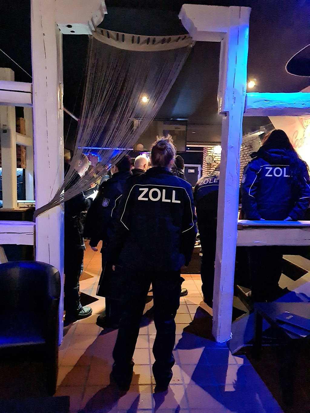Im Landkreis Harz kam es zu einer Razzia des Zolls in Shisha-Bars.