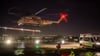Ein Hubschrauber mit freigelassenen israelischen Geiseln landet auf dem Sheba Medical Center in Ramat Gan.