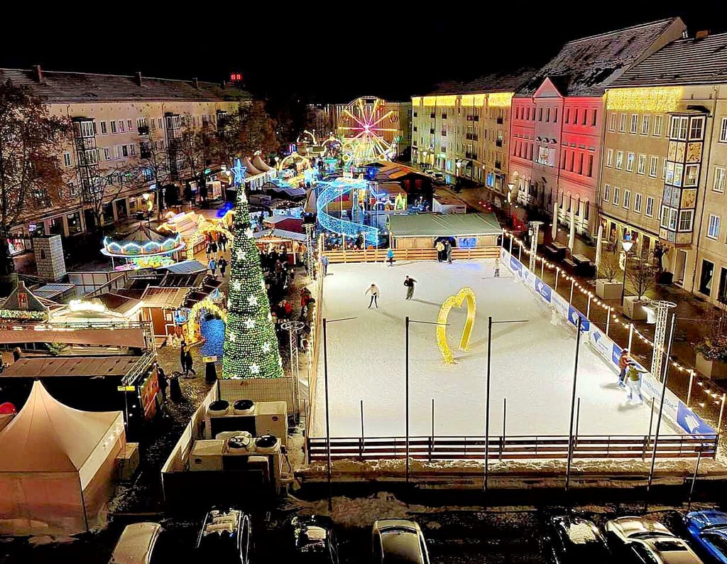 Verkaufsoffener Sonntag und Weihnachtsmarkt DessauRoßlau hofft auf