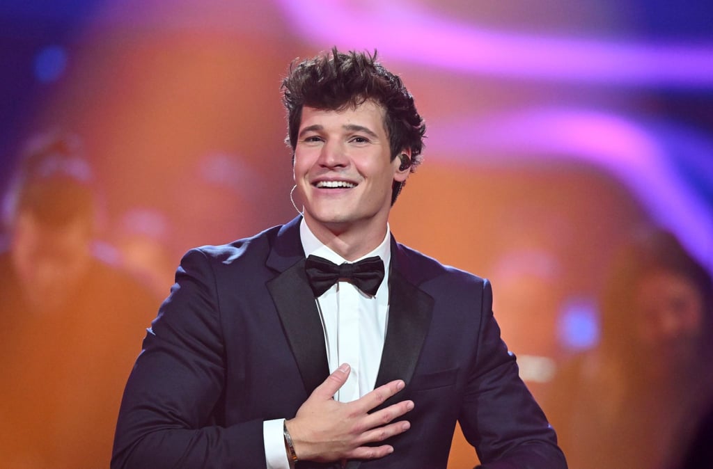 Der deutsche Pop-Sänger Wincent Weiss tritt in der Show „Your Songs“ auf.