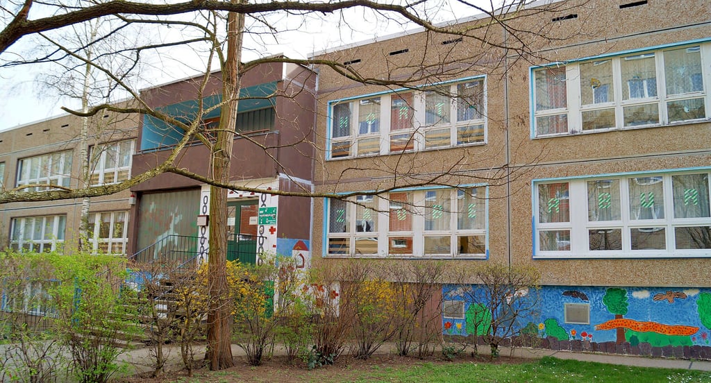 Die ehemalige Kindertagesstätte am Schochplan 74/75 müsste saniert. werden. Warum das nun doch nichts wird.