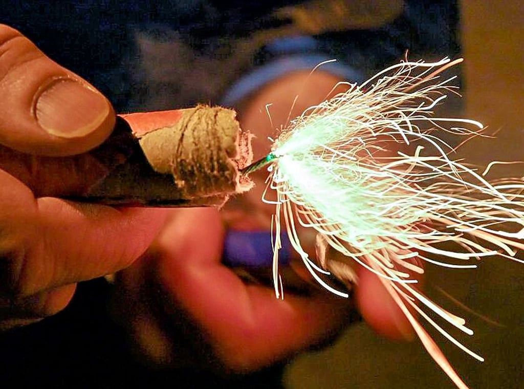 Über illegal gezündete Böller ärgert sich die Bevölkerung in Bernburg seit Wochen.