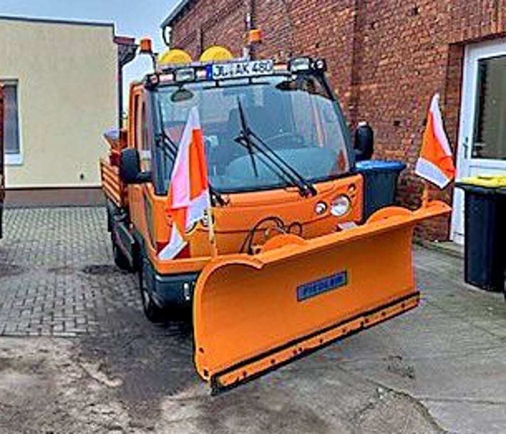 Einer der beiden Multicar der Winterdienst-Flotte.