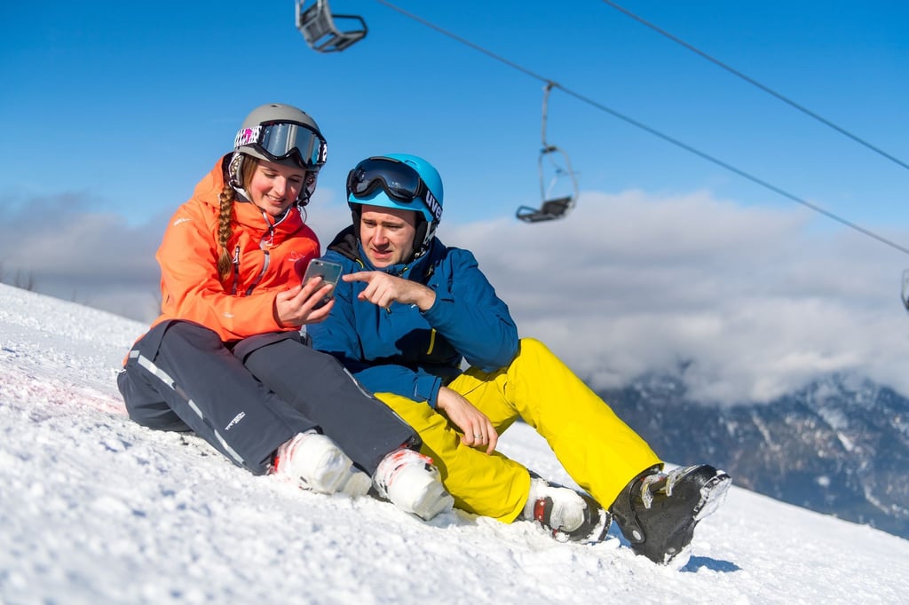 Digitale Helfer im Kälteeinsatz: Viele Apps können Wintersportlern auf und neben der Piste mit aktuellen Informationen dienlich sein.