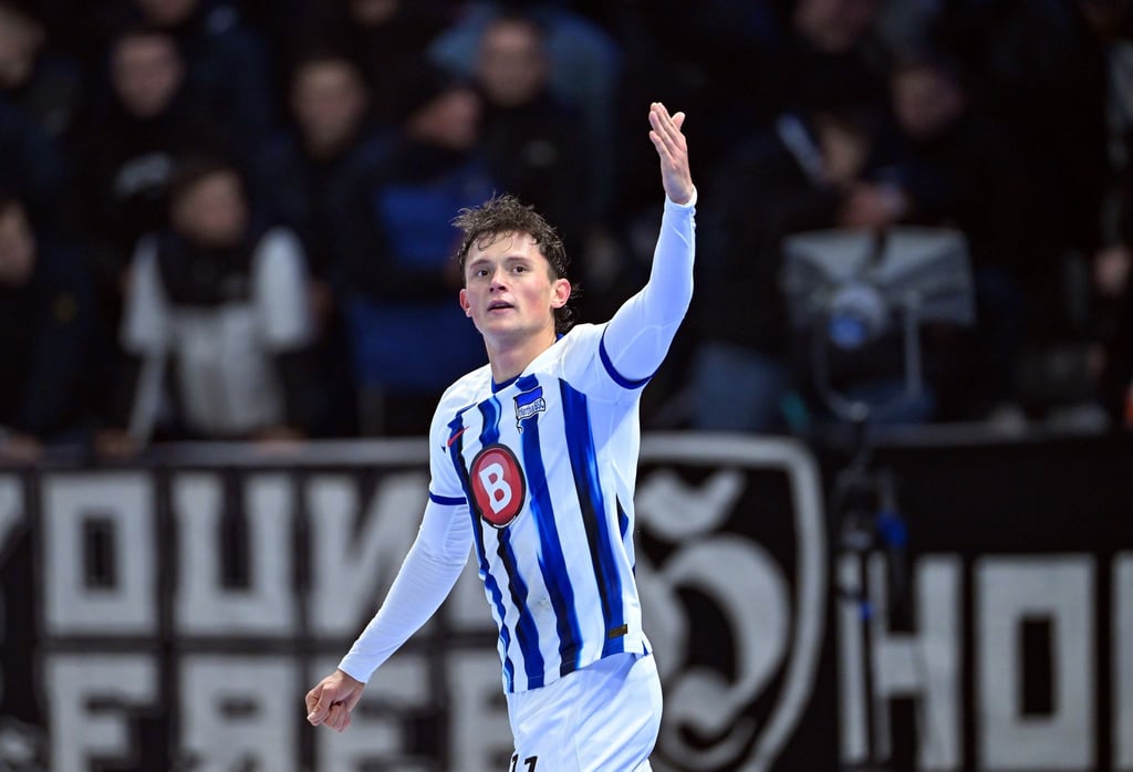 Herthas Fabian Reese jubelt nach seinem Treffer zum 1:1-Ausgleich.