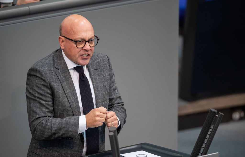 „Dass die Kriegsflüchtlinge aus der Ukraine alle sofort Bürgergeld erhalten, war damals, als es beschlossen wurde, von allen Beteiligten gut gemeint gewesen“, sagt CDU-Innenpolitiker Alexander Throm.