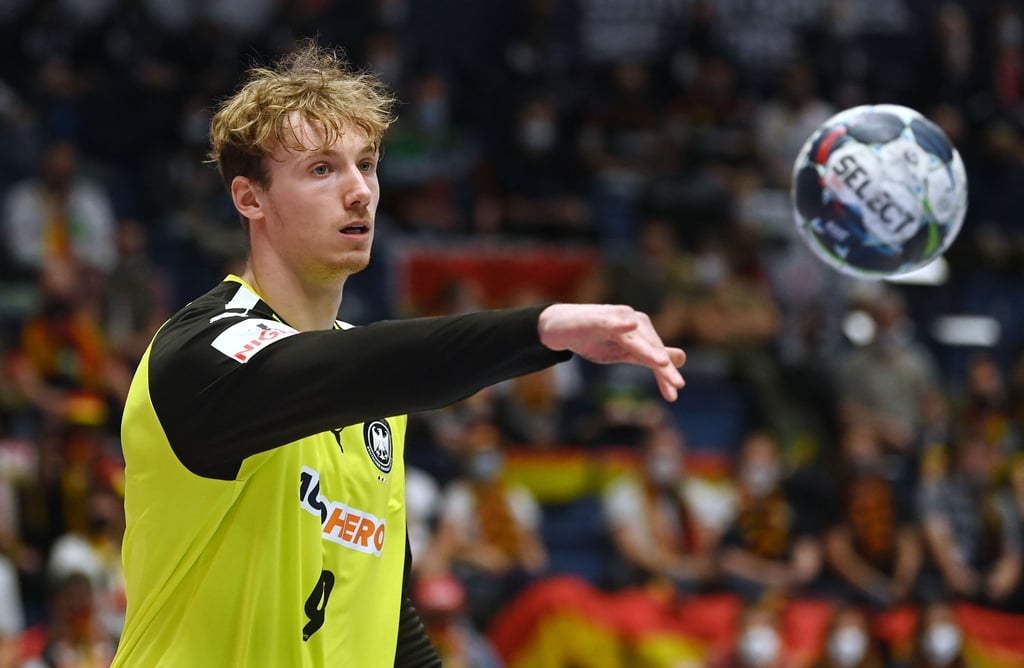 Torhüter Till Klimpke hat sich beim Handball-Bundestrainer entschuldigt.