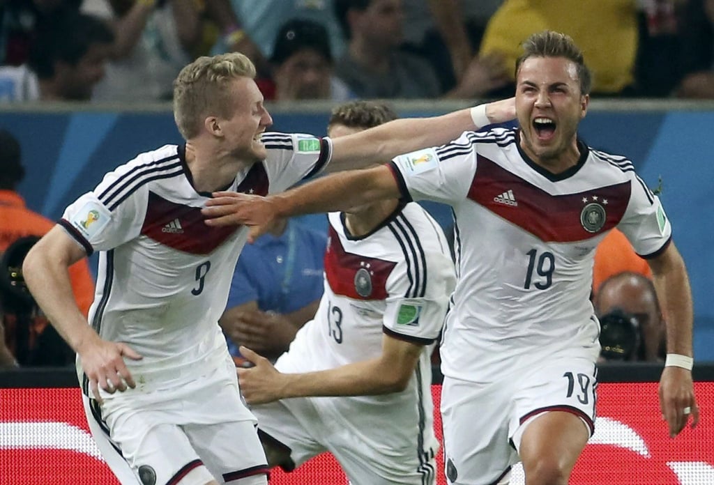 Mario Goetze (r) drückt der U17 im WM-Finale gegen Frankreich die Daumen.