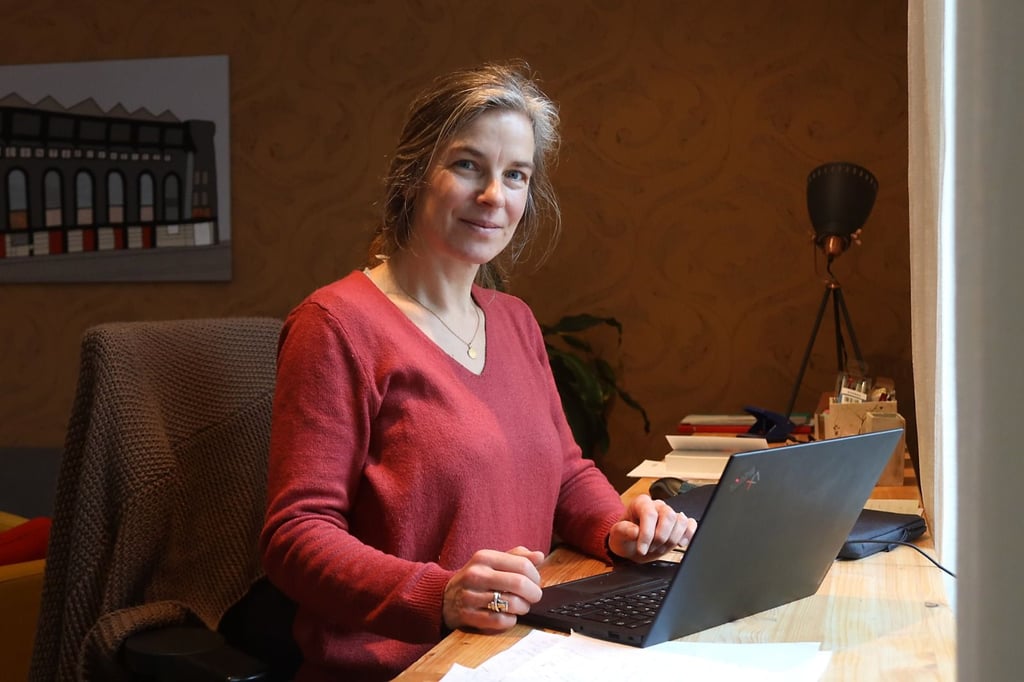 Anna Manser, Geschäftsführerin der Halleschen Jugendwerkstatt, hat auch in diesem Jahr Adventsporst verschickt.
