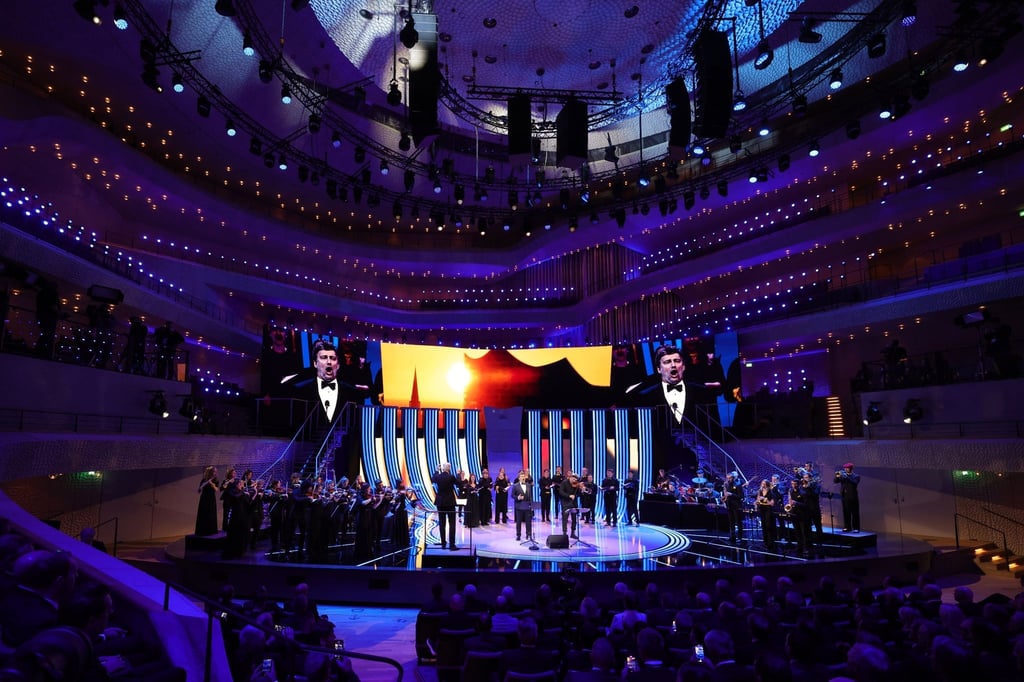 Auslosung der Fußball-EM in der Elbphilharmonie in Hamburg.