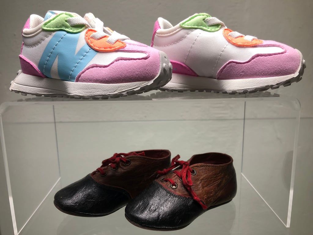 Kinderschuhe im Wandel der Zeiten - eines der Themen der neu gestalteten Schuhausstellung im Weißenfelser Museum