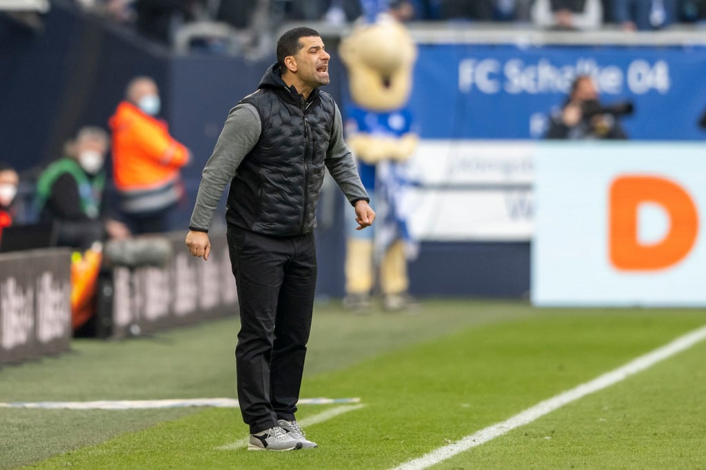 Ein langjähriger Spieler kehrt als Trainer zurück: Dimitrios Grammozis folgt auf Dirk Schuster beim 1. FC Kaiserslautern.