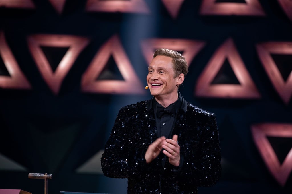 Matthias Schweighöfer hat in der vorherigen Ausgabe von „Wer stiehlt mir die Show?“ das Finale gewonnen und durfte die Moderation übernehmen.