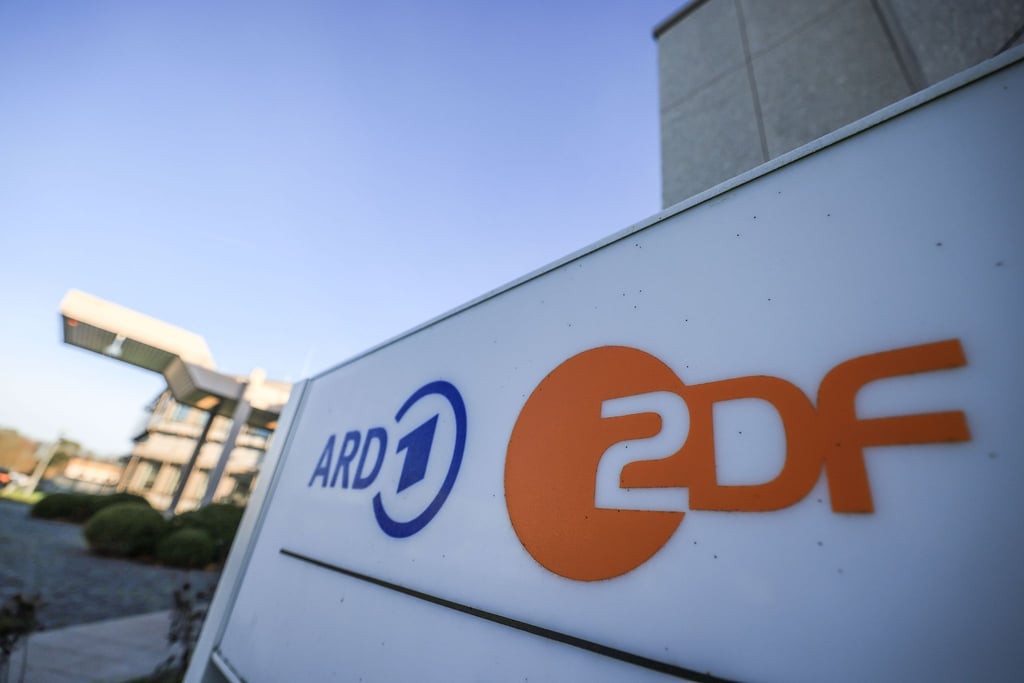 ARD und ZDF haben sich über die Übertragung der deutschen Spiele bei der Fußball-EM 2024 geeinigt.