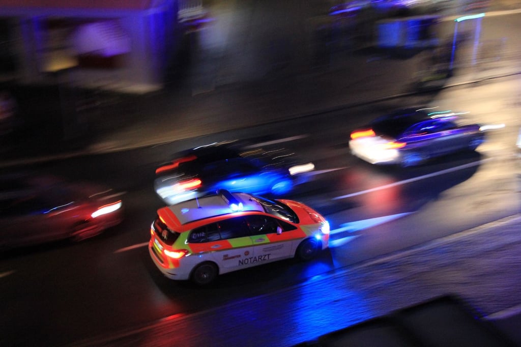 Nach einem Zusammenprall zwischen einem Auto und einer Seniorin mit Rollator in Havelberg ist die Frau im Krankenhaus an ihren schweren Verletzungen gestorben. Symbolbild: