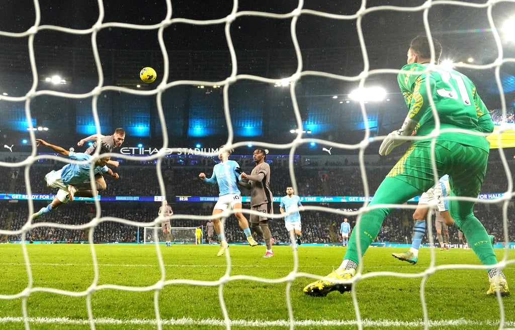 Neue TV-Verträge bringt der höchsten englischen Liga eine Rekordsumme ein.