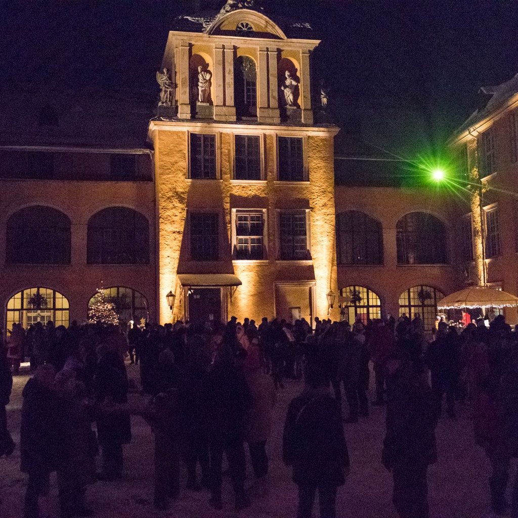 Der illumierte Schlossinnenhof zur Schlossweihnacht in Blankenburg.
