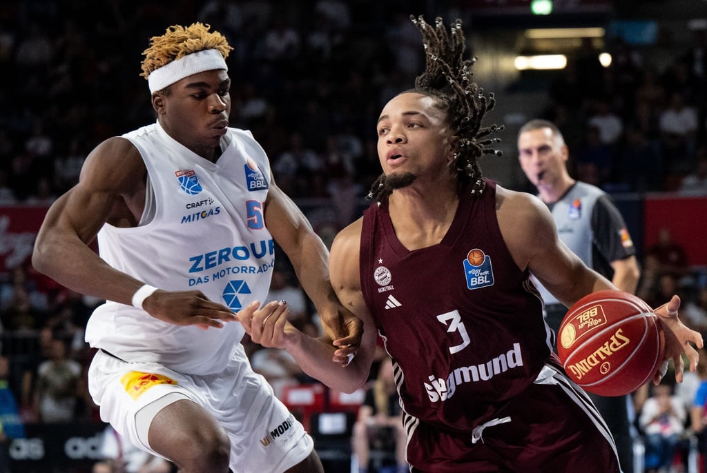 Für Bayern der Topscorer: Carsen Edwards (r).