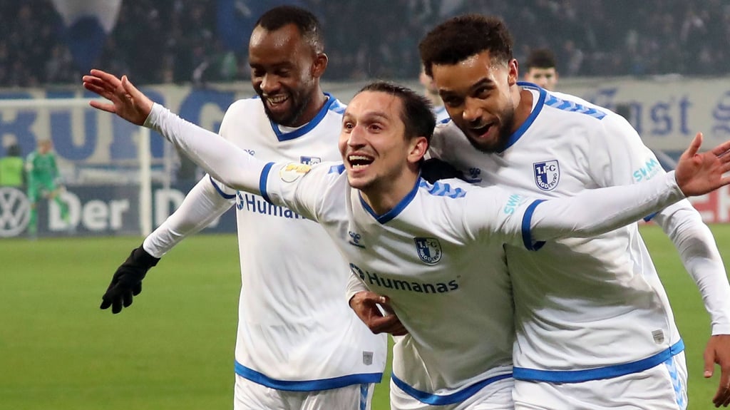 Beim DFB-Pokal-Achtelfinalspiel des 1. FC Magdeburg gegen Fortuna Düsseldorf traf FCM-Spieler Baris Atik zum verdienten 1:0.