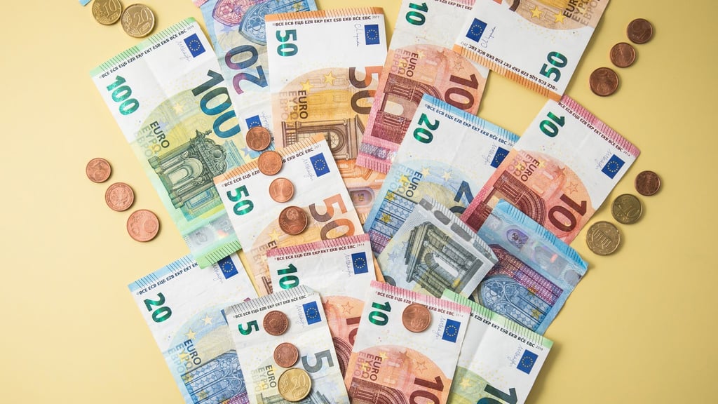 Ab dem kommenden Jahr können mehr Menschen von der Arbeitnehmer-Sparzulage profitieren.