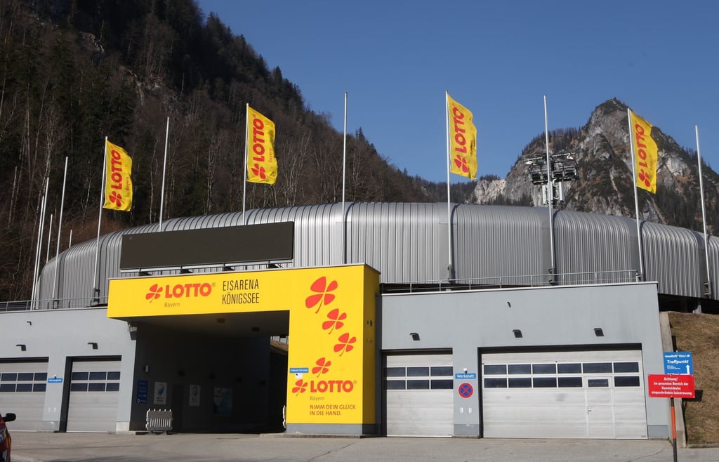 Bei einer Verlegung der Bob-, Rodel- und Skeleton-Rennen bei den Winterspielen 2026 könnte Deutschland mit der Bahn am Königssee einspringen.