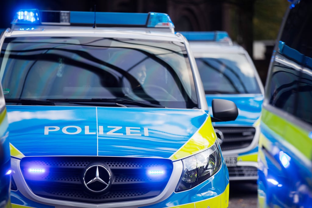 Die Polizei in Burg sucht nach einem oder mehreren Dieben, die Wasserhähne vom Friedhof entwendet haben.