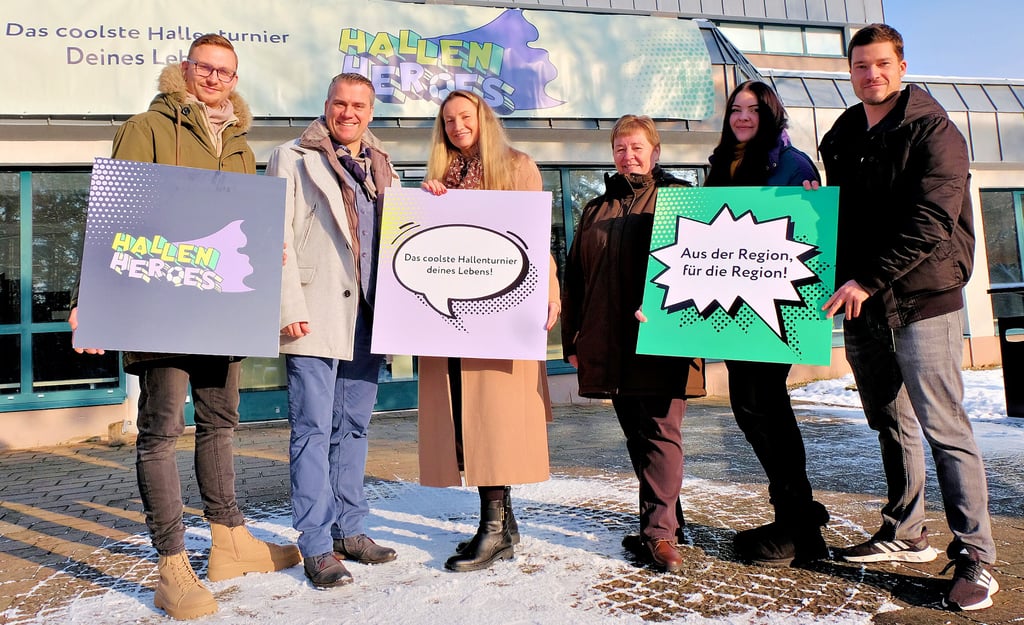Julian Siebert, Stefan Dastig, Anne Dastig, Angelika Thun, Lisa-Christin Meyer und Paul Pflug ( von links) freuen sich auf die sportlichen Veranstaltungen in Holzdorf und wollen außerdem zeigen, welche beruflichen Möglichkeiten die Regionen Jessen und Teltow-Fläming bieten.