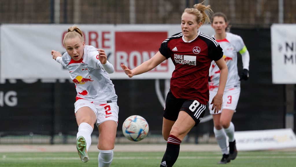 Der 1. FC Nürnberg und RB Leipzig stiegen 2023 gemeinsam in die Frauen-Bundesliga auf.