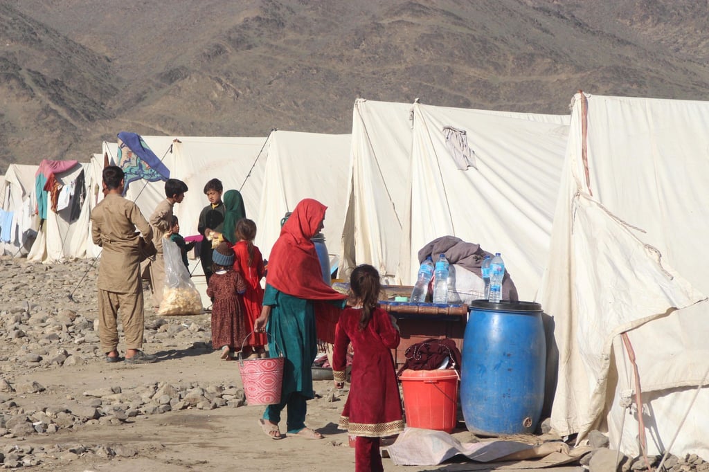 Nach der Machtübernahme der Taliban waren Hunderttausende Afghaninnen und Afghanen nach Pakistan geflüchtet. Nun kehren viele wieder zurück, auch weil Pakistan Massenabschiebungen angekündigt hat.