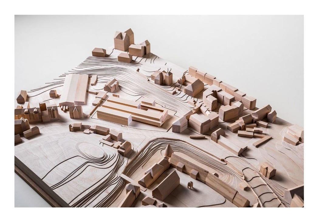 Mit diesem Holzmodell haben die Münchener Architekten ihren Entwurf dargestellt und den Sieg im Wettbewerb um die Gestaltung des Neubaus erzielt.