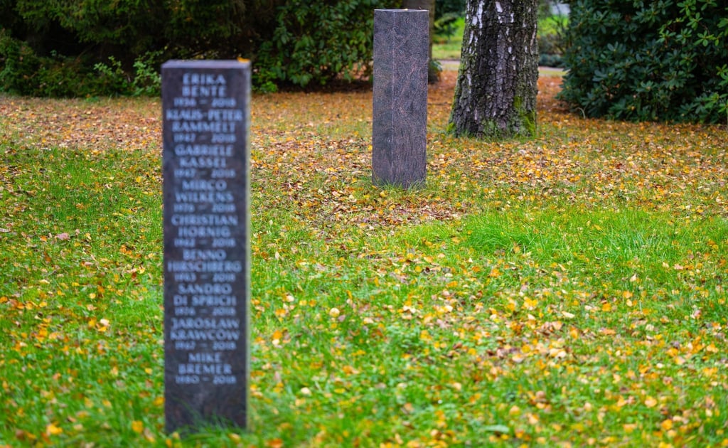 Die Grabstellen der Tobias-Gemeinschaft auf dem Friedhof Lüneburg.