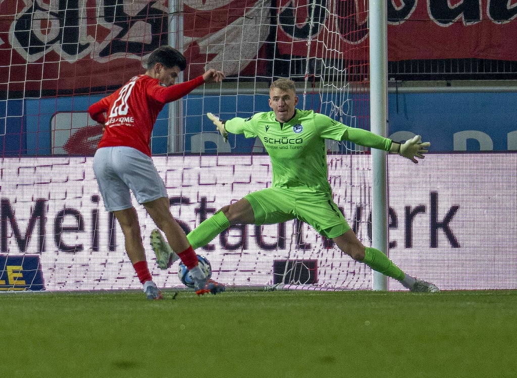 Tunay Deniz trifft aus kurzer Distanz zum zwischenzeitlichen 1:1.