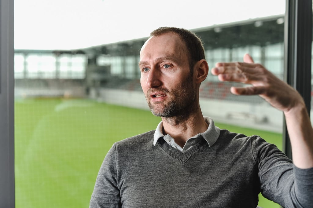 Jochen Sauer leitet das Nachwuchsleistungszentrum des FC Bayern München.