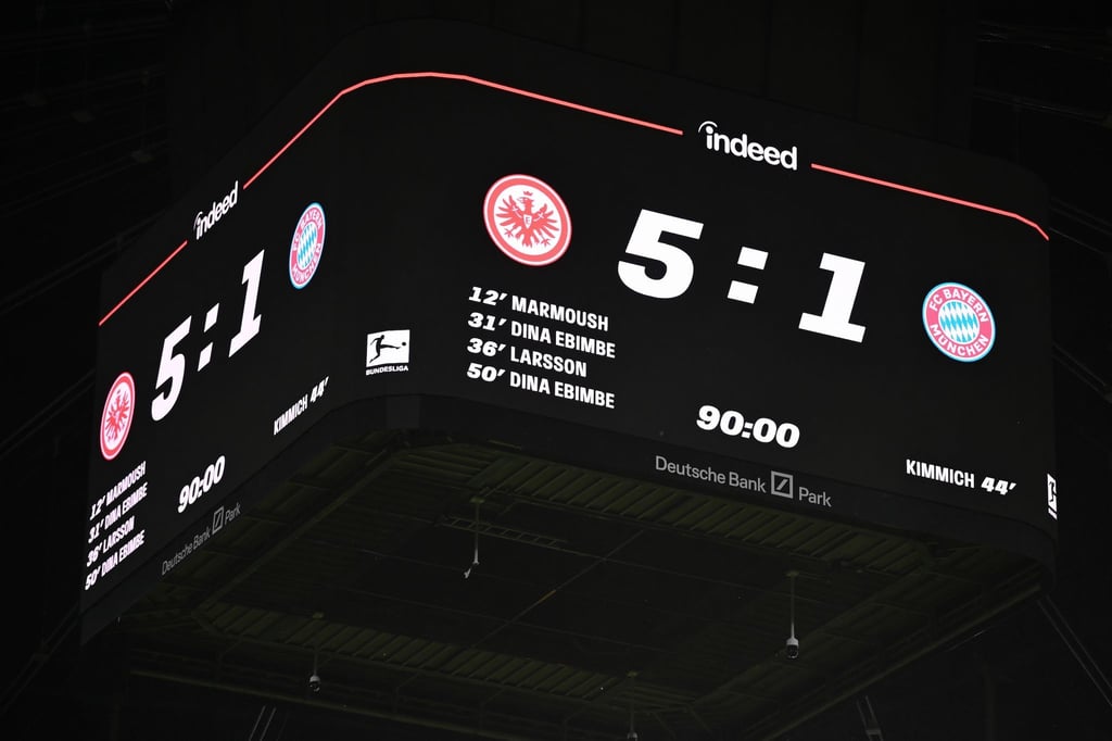 Der FC Bayern unterlag bei der Frankfurter Eintracht mit 1:5.