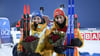 Franziska Preuß (l) und Vanessa Vogt aus Deutschland lächeln nach dem Rennen.