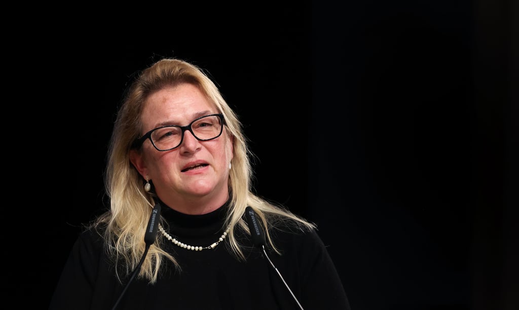 Die SPD-Politikerin Katrin Budde hat das Zukunftstenrum von Anfang an begleitet. Sie beruhigt: Wegen der Haushaltskrise in Berlin gerät die Investition nicht in Gefahr.