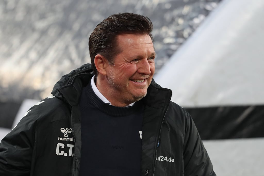 FCM-Trainer Christian Titz wechselte oft die richtigen Spieler ein und bescherte dem 1. FC Magdeburg somit wichtige Punkte.