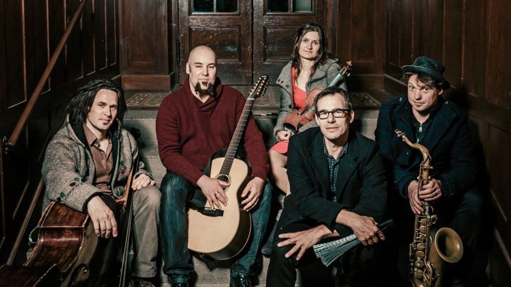 Julvisor spielen am Freitag im Magdeburger Moritzhof.