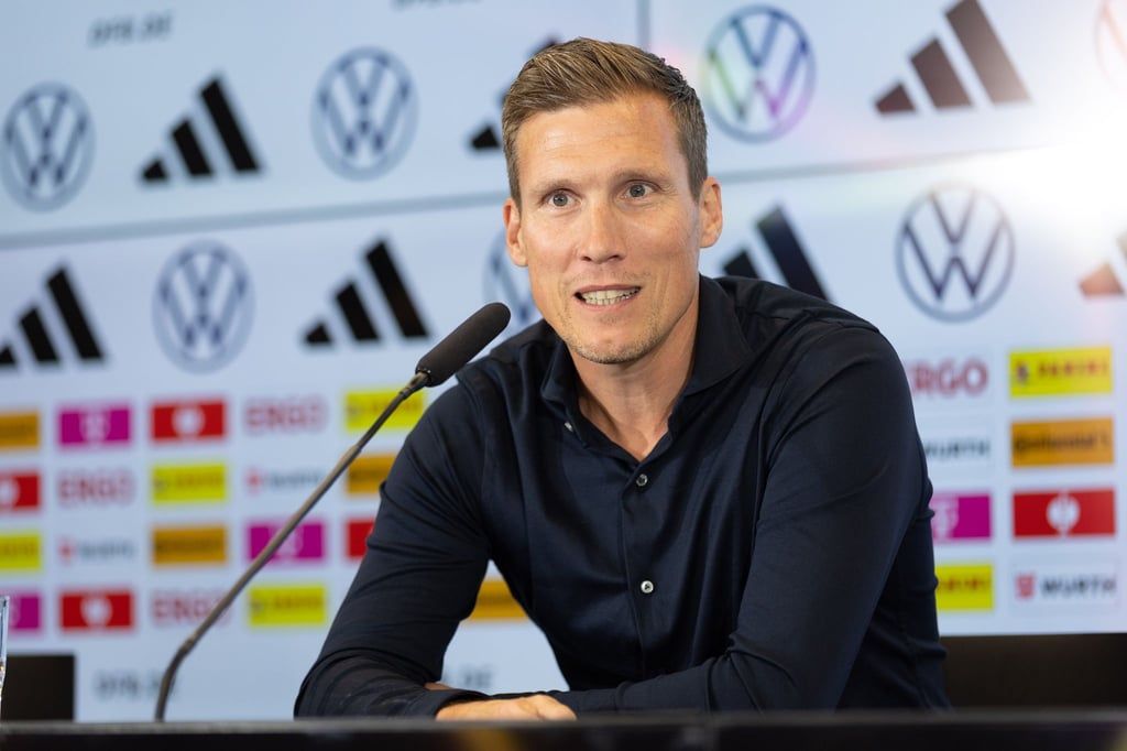 DFB-Direktor Hannes Wolf ist ein Verfechter von neuen Spielformen im Kinder- und Jugendfußball.