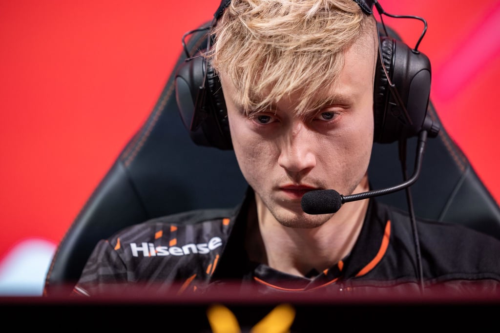 Bis April spielte Rekkles noch für Fnatics LoL-Team, nun heuert er als Support bei T1 Academy an.
