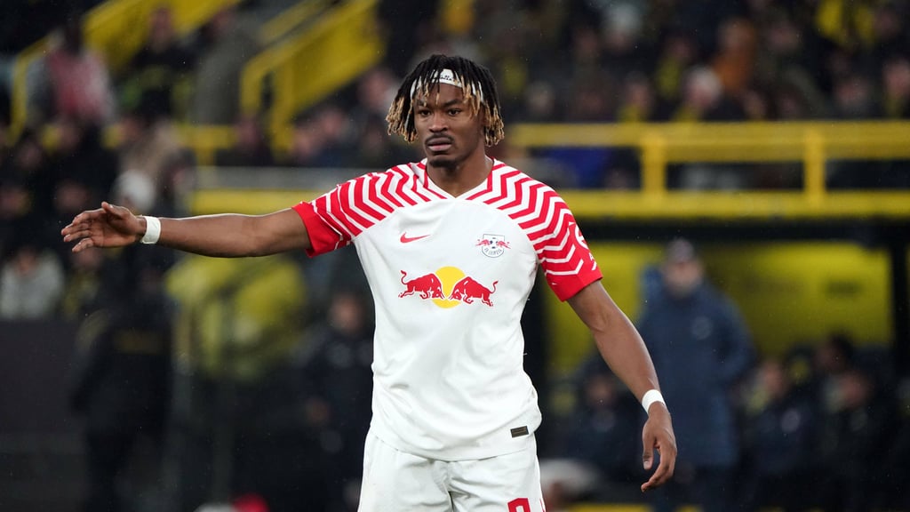 Mohamed Simakan im Spiel gegen Borussia Dortmund.