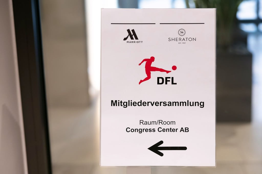 Die Deutsche Fußball Liga hat die notwendige Zustimmung für den geplanten Einstieg eines Investors erhalten.