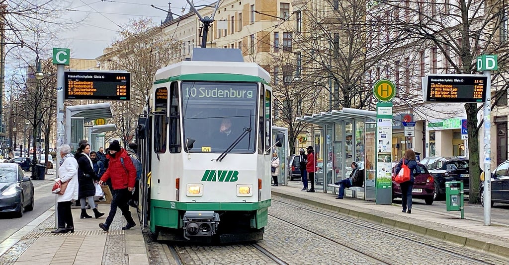 Bis 23. Dezember werden die Straßenbahnlinien 9 und 10 ab Hasselbachplatz noch durch die Sternstraße umgeleitet.